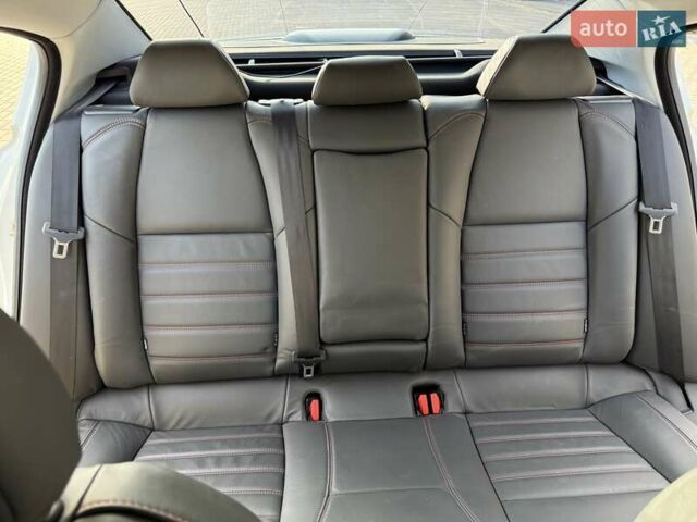 Білий Пежо 508, об'ємом двигуна 2 л та пробігом 113 тис. км за 17350 $, фото 14 на Automoto.ua