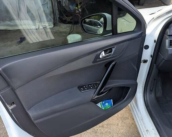 Білий Пежо 508, об'ємом двигуна 1.6 л та пробігом 250 тис. км за 7000 $, фото 15 на Automoto.ua