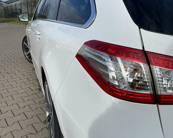 Белый Пежо 508, объемом двигателя 2.18 л и пробегом 273 тыс. км за 9000 $, фото 10 на Automoto.ua