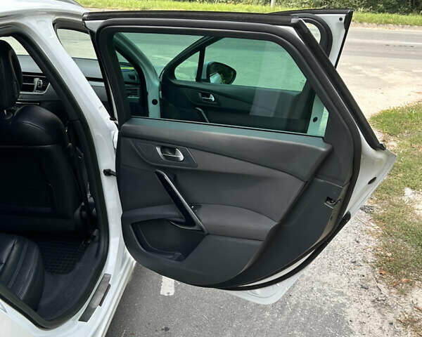 Білий Пежо 508, об'ємом двигуна 1.6 л та пробігом 250 тис. км за 7400 $, фото 21 на Automoto.ua