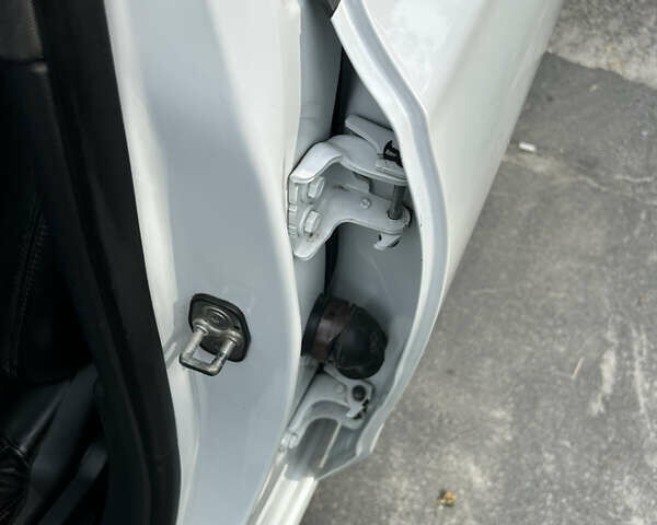 Білий Пежо 508, об'ємом двигуна 1.6 л та пробігом 250 тис. км за 7400 $, фото 27 на Automoto.ua