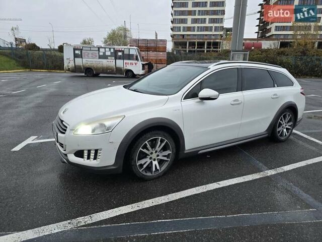 Белый Пежо 508, объемом двигателя 2 л и пробегом 300 тыс. км за 12000 $, фото 4 на Automoto.ua