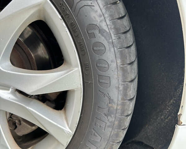 Білий Пежо 508, об'ємом двигуна 1.6 л та пробігом 250 тис. км за 7400 $, фото 50 на Automoto.ua