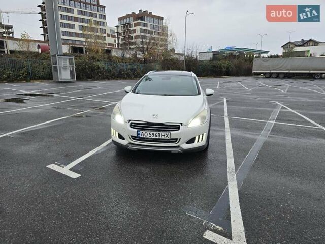 Белый Пежо 508, объемом двигателя 2 л и пробегом 300 тыс. км за 12000 $, фото 3 на Automoto.ua