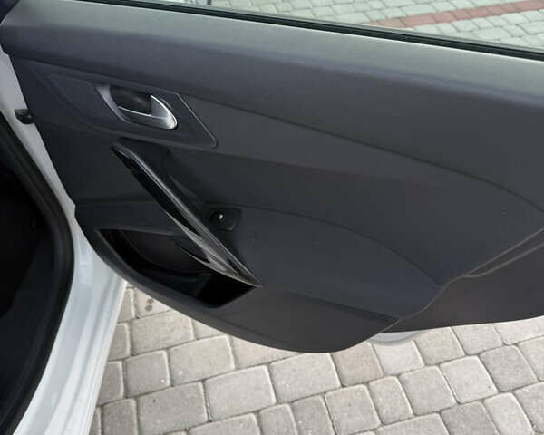 Белый Пежо 508, объемом двигателя 2 л и пробегом 291 тыс. км за 7100 $, фото 35 на Automoto.ua