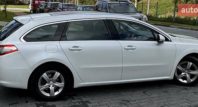 Пежо 508 2015 в Львове на Automoto.ua Белый Пежо 508, объемом двигателя 1.6 л и пробегом 237 тыс. км за 11450 $, фото 39 на Automoto.ua