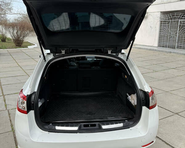 Білий Пежо 508, об'ємом двигуна 2 л та пробігом 222 тис. км за 10499 $, фото 6 на Automoto.ua