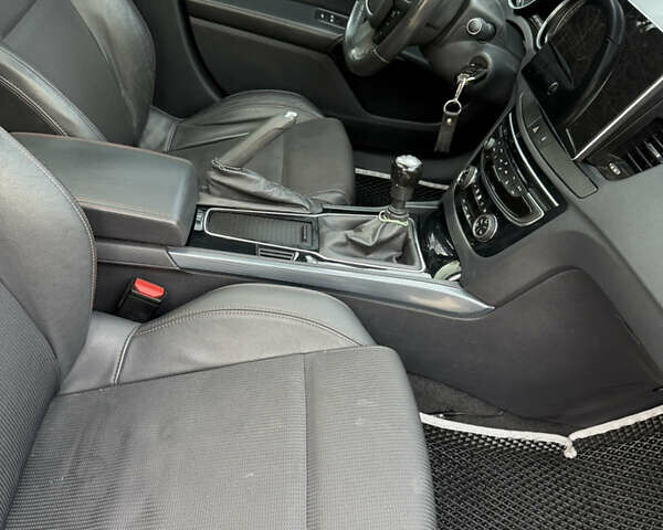 Білий Пежо 508, об'ємом двигуна 2 л та пробігом 222 тис. км за 10499 $, фото 13 на Automoto.ua