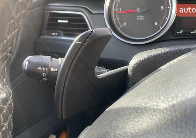 Пежо 508 2016 в Луцке на Automoto.ua Белый Пежо 508, объемом двигателя 1.6 л и пробегом 270 тыс. км за 13900 $, фото 50 на Automoto.ua