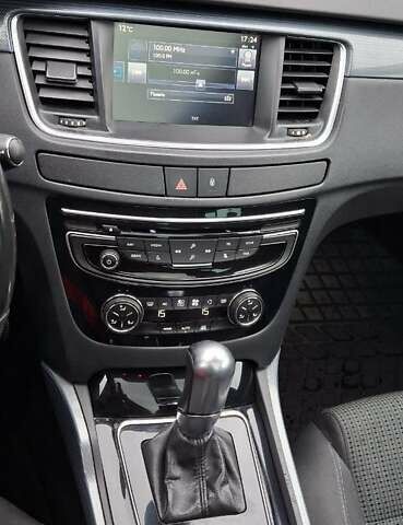 Белый Пежо 508, объемом двигателя 1.6 л и пробегом 244 тыс. км за 9800 $, фото 10 на Automoto.ua