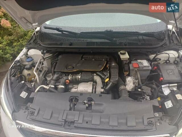 Белый Пежо 508, объемом двигателя 1.56 л и пробегом 230 тыс. км за 9800 $, фото 10 на Automoto.ua