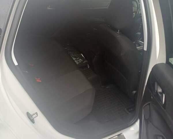 Белый Пежо 508, объемом двигателя 1.56 л и пробегом 230 тыс. км за 9800 $, фото 4 на Automoto.ua