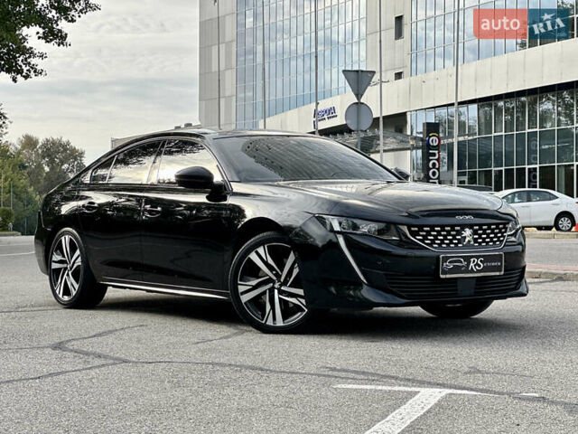 Чорний Пежо 508, об'ємом двигуна 2 л та пробігом 76 тис. км за 21900 $, фото 1 на Automoto.ua