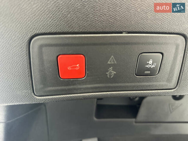 Чорний Пежо 508, об'ємом двигуна 2 л та пробігом 76 тис. км за 21900 $, фото 32 на Automoto.ua