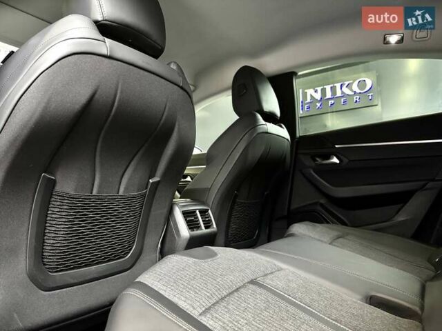 Чорний Пежо 508, об'ємом двигуна 2 л та пробігом 89 тис. км за 22900 $, фото 34 на Automoto.ua