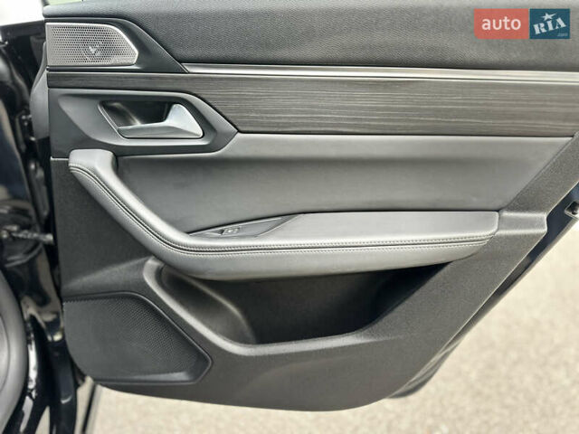 Чорний Пежо 508, об'ємом двигуна 2 л та пробігом 76 тис. км за 21900 $, фото 34 на Automoto.ua