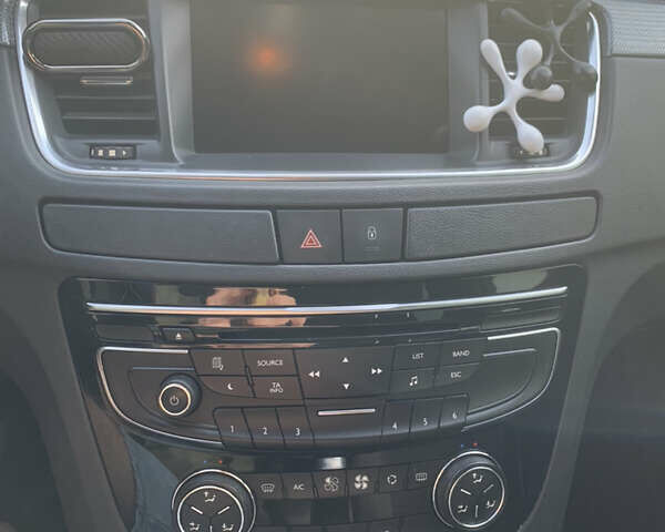 Чорний Пежо 508, об'ємом двигуна 1.56 л та пробігом 272 тис. км за 7800 $, фото 16 на Automoto.ua