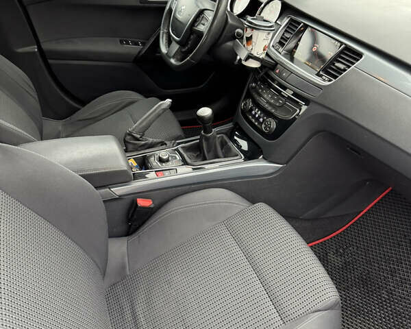 Пежо 508 2012 в Луцке на Automoto.ua Черный Пежо 508, объемом двигателя 1.56 л и пробегом 277 тыс. км за 6700 $, фото 12 на Automoto.ua