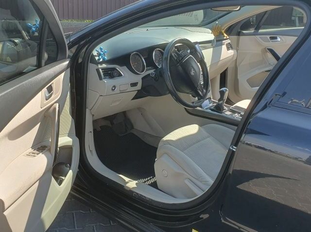 Чорний Пежо 508, об'ємом двигуна 1.6 л та пробігом 285 тис. км за 8500 $, фото 6 на Automoto.ua