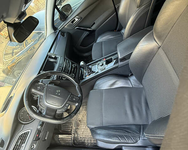 Черный Пежо 508, объемом двигателя 1.56 л и пробегом 406 тыс. км за 7400 $, фото 4 на Automoto.ua