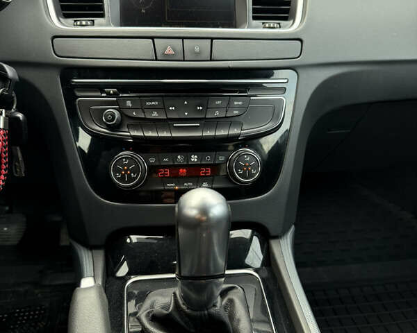 Чорний Пежо 508, об'ємом двигуна 1.6 л та пробігом 264 тис. км за 8000 $, фото 18 на Automoto.ua