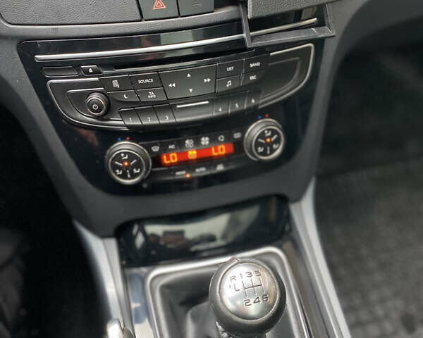 Черный Пежо 508, объемом двигателя 2 л и пробегом 297 тыс. км за 7800 $, фото 24 на Automoto.ua