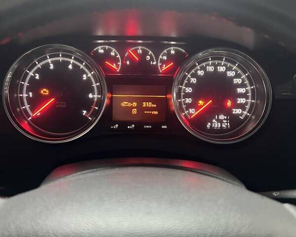 Черный Пежо 508, объемом двигателя 1.6 л и пробегом 213 тыс. км за 7500 $, фото 3 на Automoto.ua