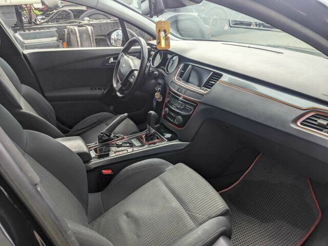 Чорний Пежо 508, об'ємом двигуна 1.6 л та пробігом 325 тис. км за 7500 $, фото 4 на Automoto.ua