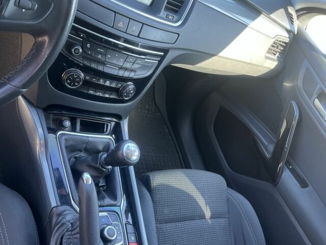 Черный Пежо 508, объемом двигателя 1.6 л и пробегом 248 тыс. км за 5700 $, фото 11 на Automoto.ua