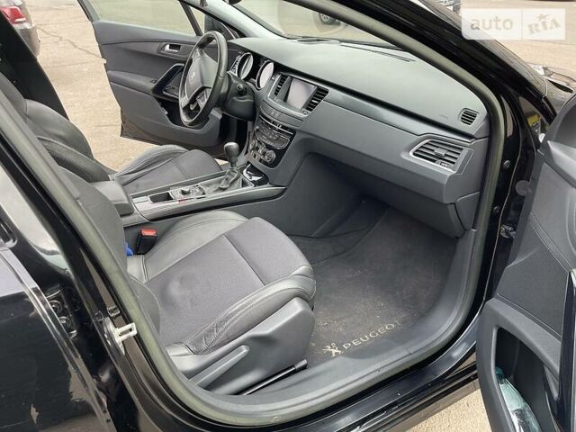 Чорний Пежо 508, об'ємом двигуна 2 л та пробігом 188 тис. км за 8600 $, фото 9 на Automoto.ua