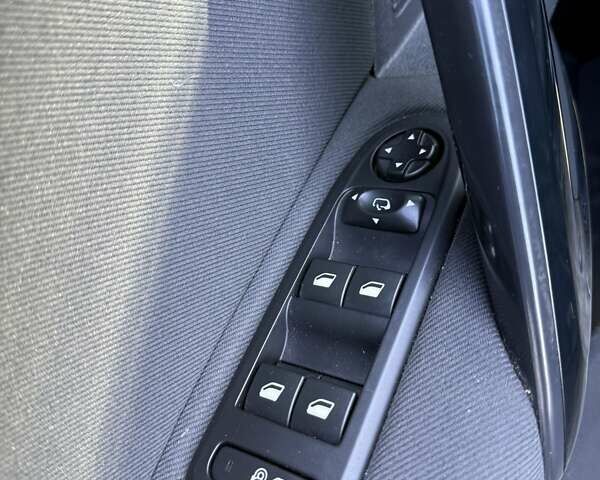 Пежо 508 2016 в Луцке на Automoto.ua Черный Пежо 508, объемом двигателя 1.6 л и пробегом 205 тыс. км за 11850 $, фото 19 на Automoto.ua