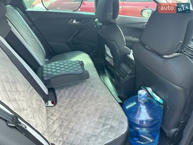 Черный Пежо 508, объемом двигателя 1.6 л и пробегом 241 тыс. км за 13500 $, фото 5 на Automoto.ua