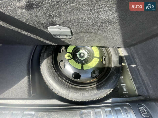 Коричневий Пежо 508, об'ємом двигуна 2 л та пробігом 293 тис. км за 13500 $, фото 24 на Automoto.ua