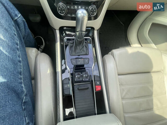 Коричневий Пежо 508, об'ємом двигуна 2 л та пробігом 293 тис. км за 13500 $, фото 11 на Automoto.ua