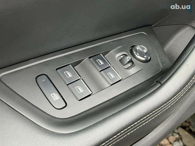 Пежо 508, об'ємом двигуна 2 л та пробігом 141 тис. км за 22490 $, фото 16 на Automoto.ua