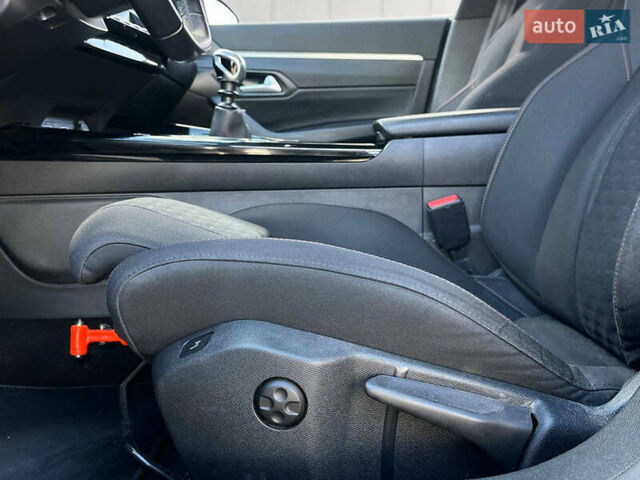 Серый Пежо 508, объемом двигателя 1.5 л и пробегом 140 тыс. км за 18290 $, фото 9 на Automoto.ua