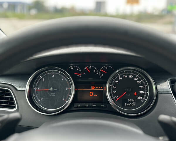 Пежо 508 2012 в Киеве на Automoto.ua Серый Пежо 508, объемом двигателя 2 л и пробегом 245 тыс. км за 9500 $, фото 14 на Automoto.ua