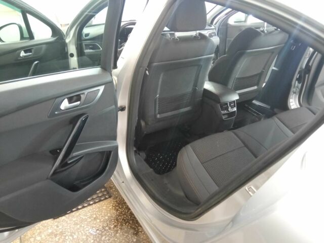 Серый Пежо 508, объемом двигателя 2 л и пробегом 151 тыс. км за 11000 $, фото 11 на Automoto.ua