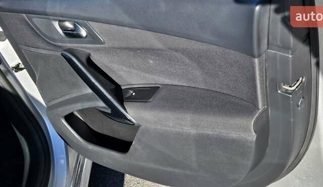 Пежо 508 2014 у Києві на Automoto.ua Сірий Пежо 508, об'ємом двигуна 2 л та пробігом 236 тис. км за 8900 $, фото 26 на Automoto.ua