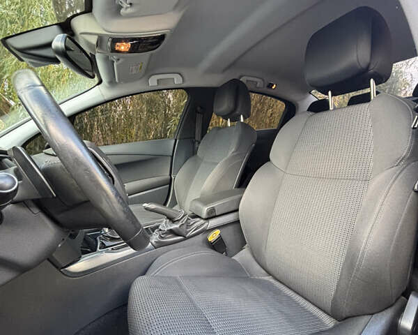 Пежо 508 2014 у Хмельницькому на Automoto.ua Сірий Пежо 508, об'ємом двигуна 2 л та пробігом 342 тис. км за 7800 $, фото 15 на Automoto.ua