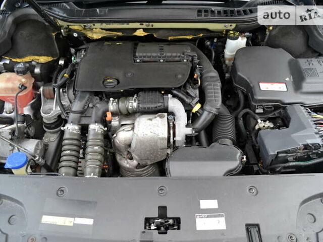 Сірий Пежо 508, об'ємом двигуна 1.56 л та пробігом 247 тис. км за 12955 $, фото 58 на Automoto.ua