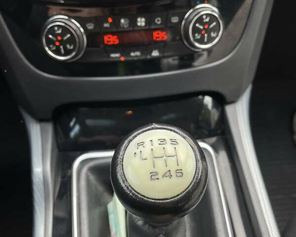Сірий Пежо 508, об'ємом двигуна 2 л та пробігом 232 тис. км за 7800 $, фото 38 на Automoto.ua