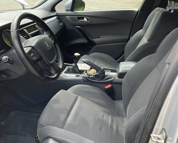 Сірий Пежо 508, об'ємом двигуна 2 л та пробігом 232 тис. км за 7800 $, фото 24 на Automoto.ua