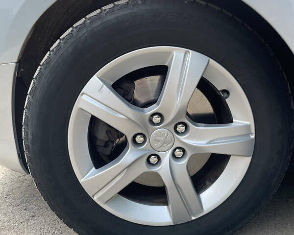 Сірий Пежо 508, об'ємом двигуна 2 л та пробігом 232 тис. км за 7800 $, фото 19 на Automoto.ua