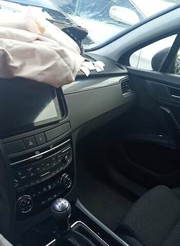 Серый Пежо 508, объемом двигателя 1.56 л и пробегом 278 тыс. км за 4800 $, фото 13 на Automoto.ua