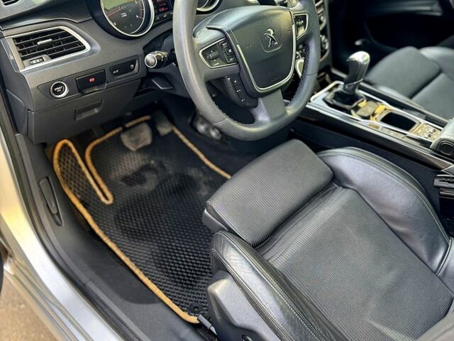 Серый Пежо 508, объемом двигателя 1.6 л и пробегом 292 тыс. км за 7500 $, фото 6 на Automoto.ua