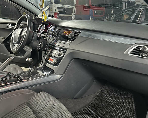 Серый Пежо 508, объемом двигателя 1.56 л и пробегом 349 тыс. км за 6300 $, фото 7 на Automoto.ua