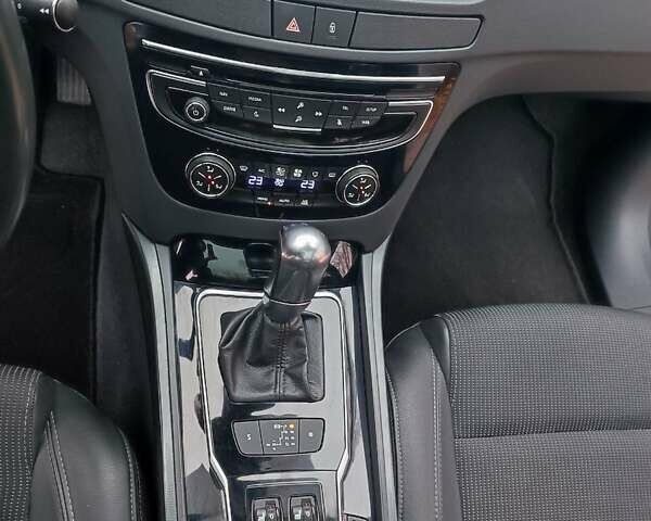 Сірий Пежо 508, об'ємом двигуна 2 л та пробігом 265 тис. км за 11200 $, фото 28 на Automoto.ua
