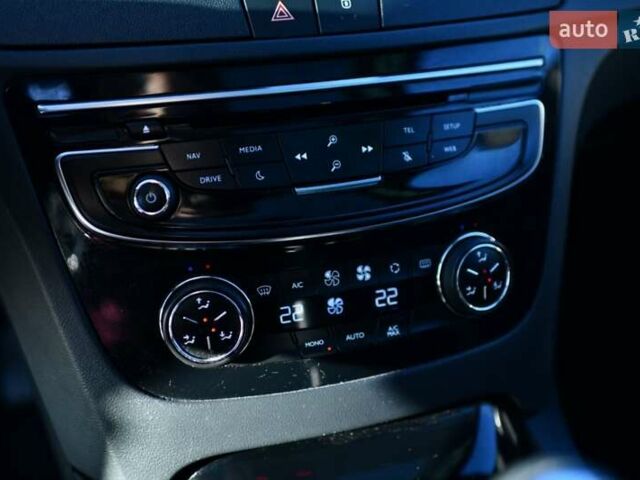 Сірий Пежо 508, об'ємом двигуна 2 л та пробігом 164 тис. км за 14900 $, фото 35 на Automoto.ua