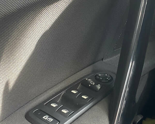 Серый Пежо 508, объемом двигателя 1.6 л и пробегом 289 тыс. км за 10000 $, фото 28 на Automoto.ua